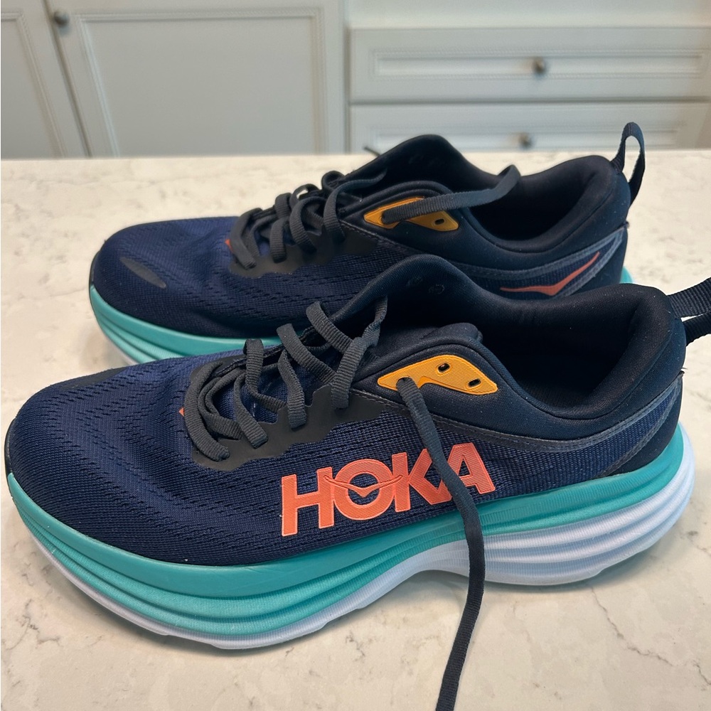 Hoka Bondi 8